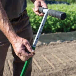 Johnny's Paperpot Transplanter -US Garden Supplies Sales 2024 06220 06 jss paperpot transplanter