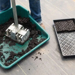 Stand-up 35 Soil Blocker -US Garden Supplies Sales 2024 07465 02 standup35soilblock